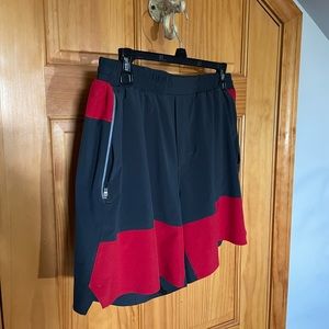 Men’s XL Lululemon shorts